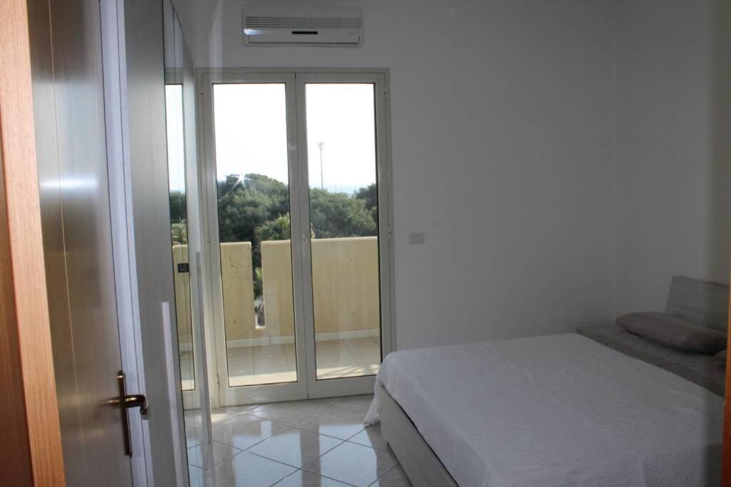 House Nereide, Lovely Apartment Sea View กัลลีโปลี ภายนอก รูปภาพ