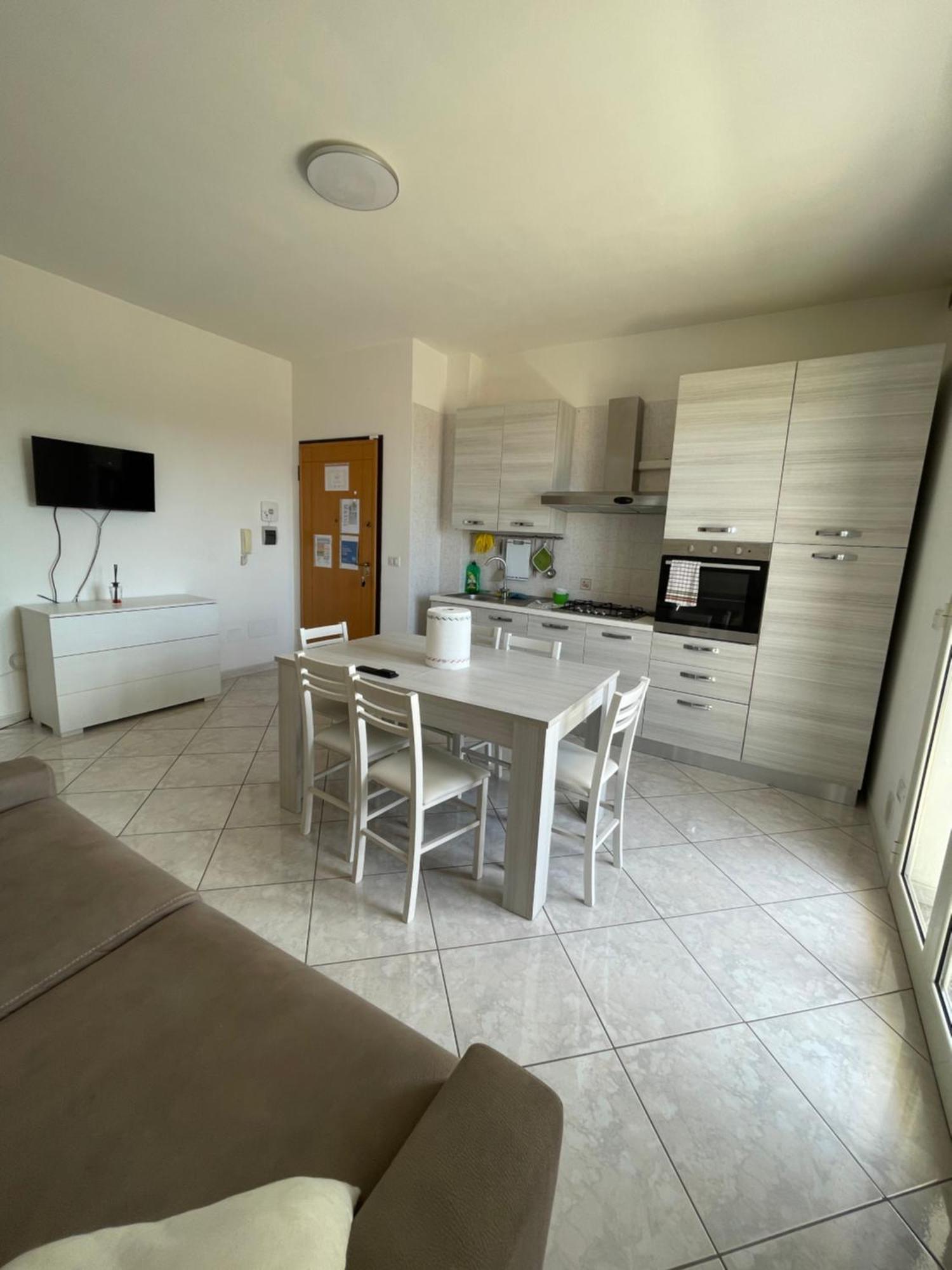 House Nereide, Lovely Apartment Sea View กัลลีโปลี ภายนอก รูปภาพ